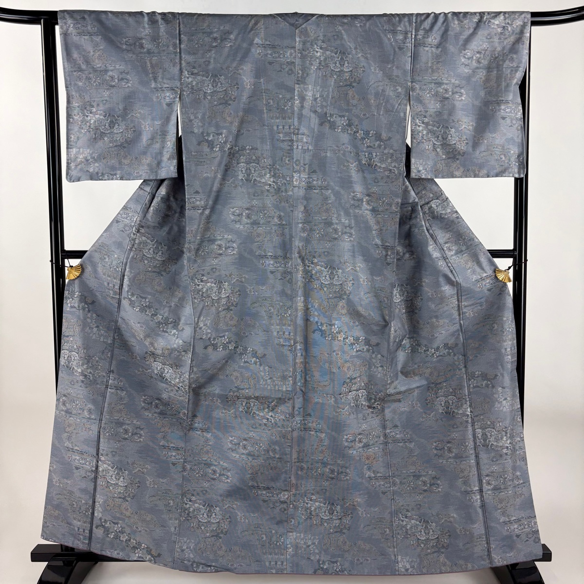 【美品】 紬 身丈163cm 裄丈64.5cm M 袷 動物 草花 青灰色 正絹 秀品 【中古】拍卖