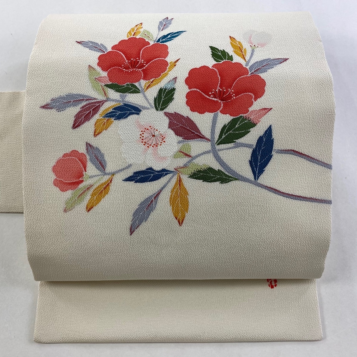 【美品】 名古屋帯 名品 落款 枝花 縮緬 クリーム 正絹 【中古】拍卖