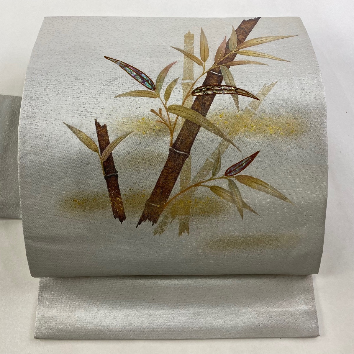 名古屋帯 秀品 竹 螺鈿 金彩 銀色 正絹 【中古】拍卖