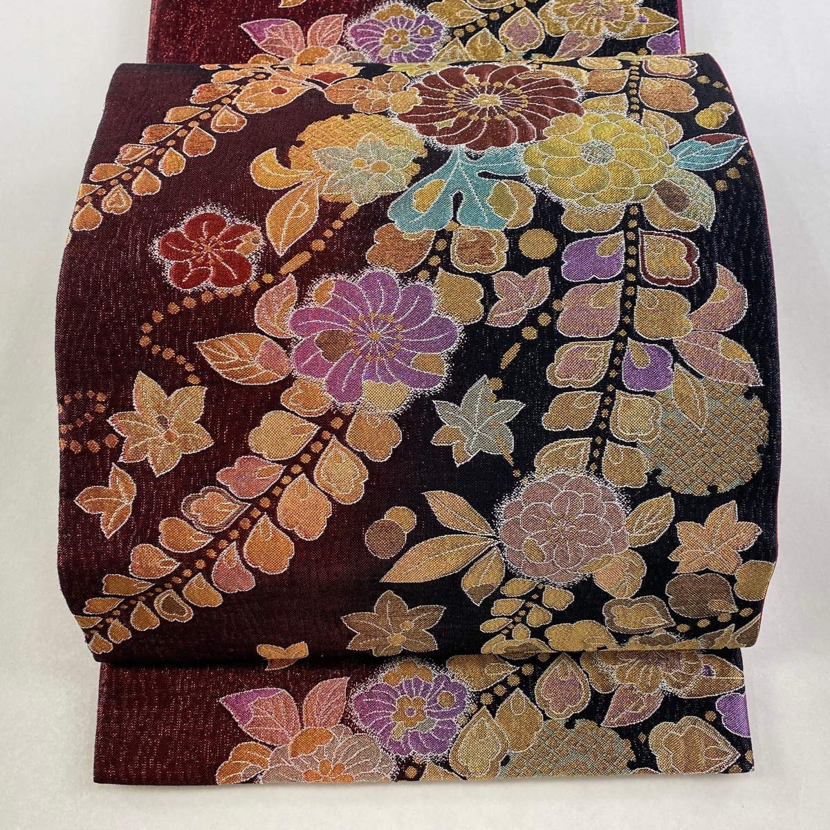 【美品】 袋帯 秀品 ふくれ織 草花 金糸 箔 濃ピンク 六通 正絹 【中古】拍卖