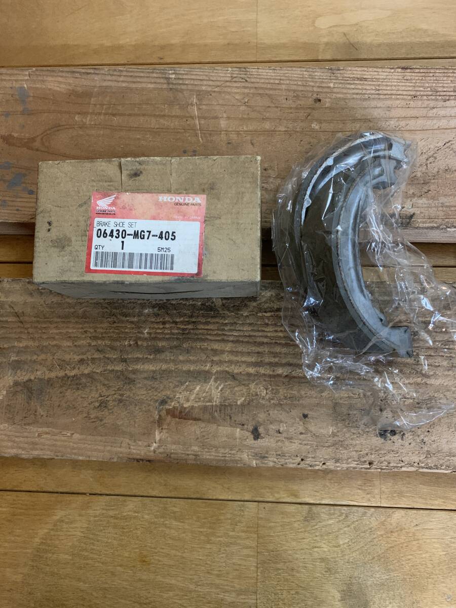 ホンダ GB400tt GB500 純正 リア ブレーキシュー 当時物 06430-MG7-405 未使用品拍卖