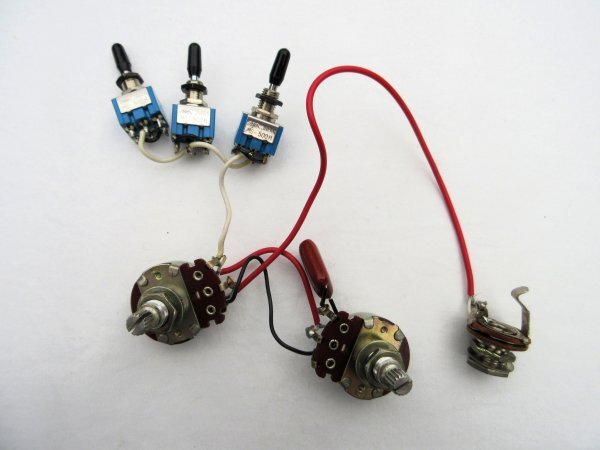 Hurricane by MORRIS ハリケーン ミニスイッチ×3&電装パーツ ON-OFF-ON 1V1T拍卖