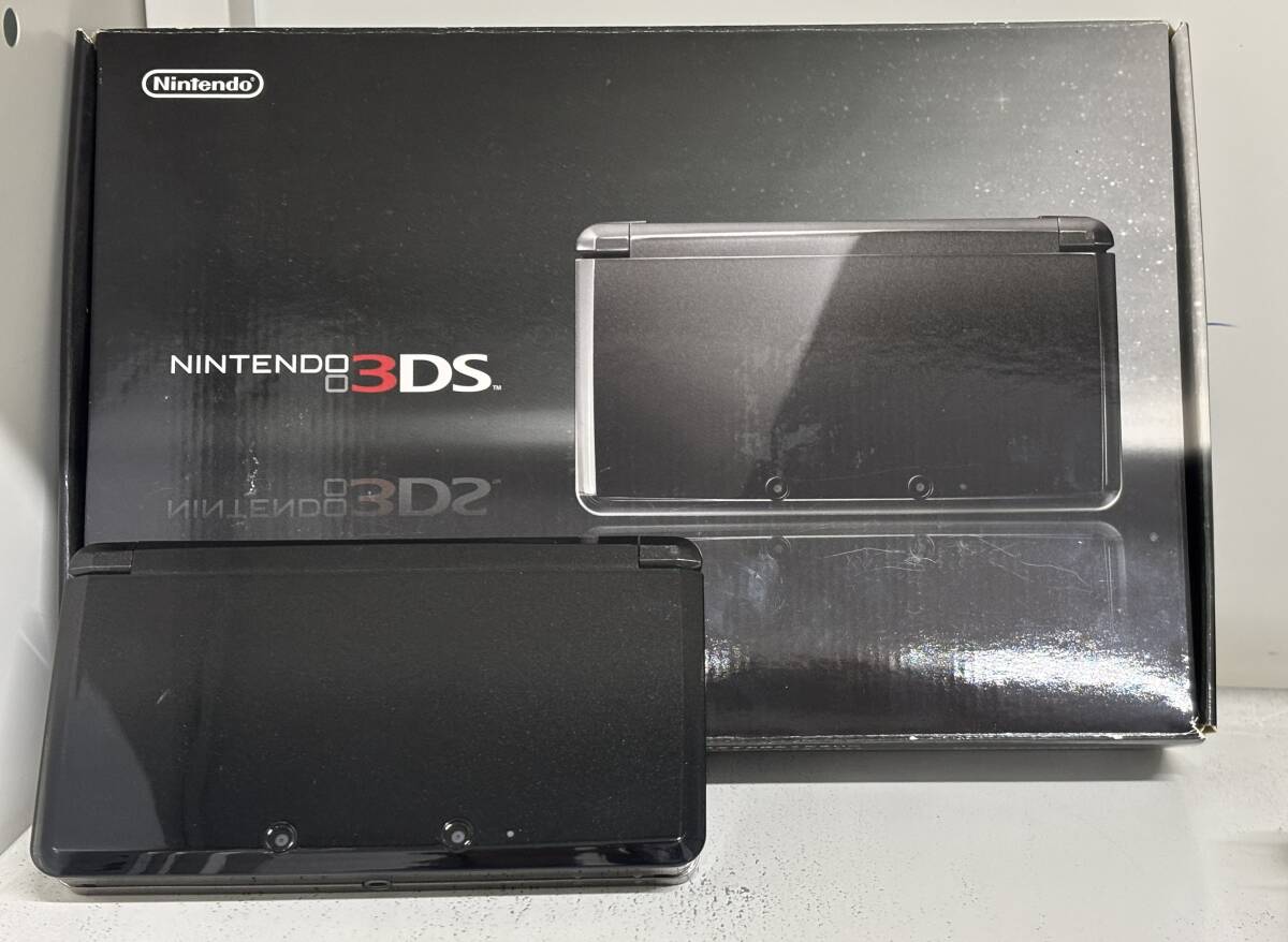 18895 ニンテンドー3DS本体 コスモブラック 箱有 専用拡張パッド付 動作品 初期化済 現状品 自宅保管品 傷有拍卖