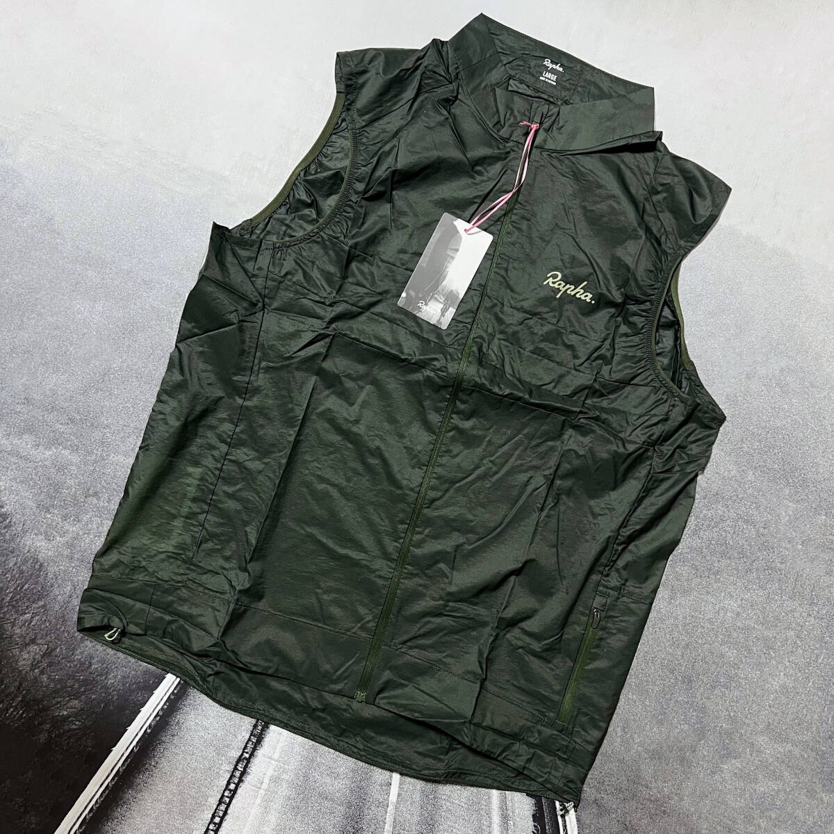 新品 Rapha Men's Explore Lightweight Gilet Lサイズ オリーブ ラファ メンズ エクスプロア ライトウェイト ジレ ベスト拍卖