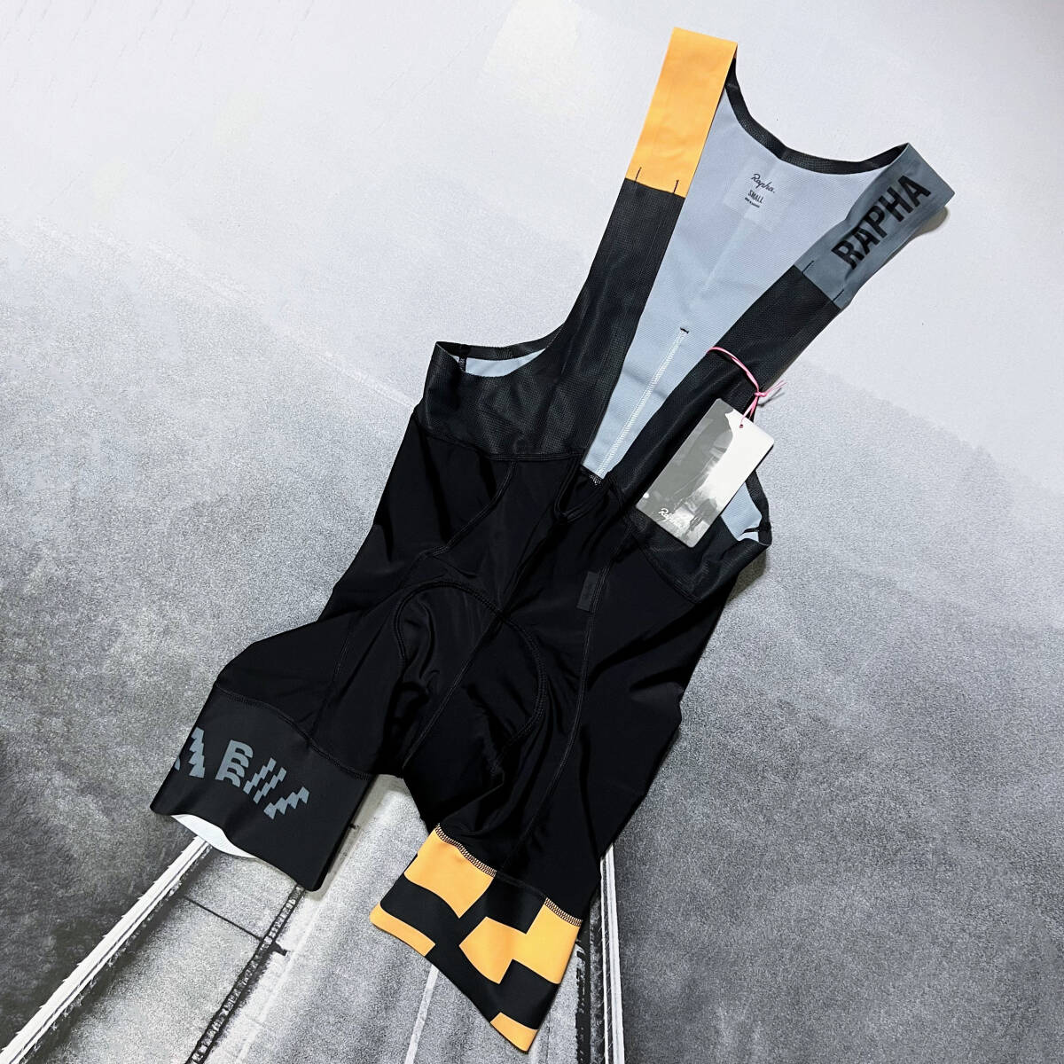 新品 Rapha 特別限定版 Men’s Pro Team Bib Shorts Sサイズ ラファ メンズ プロチーム ビブショーツ 2 レギュラー丈拍卖