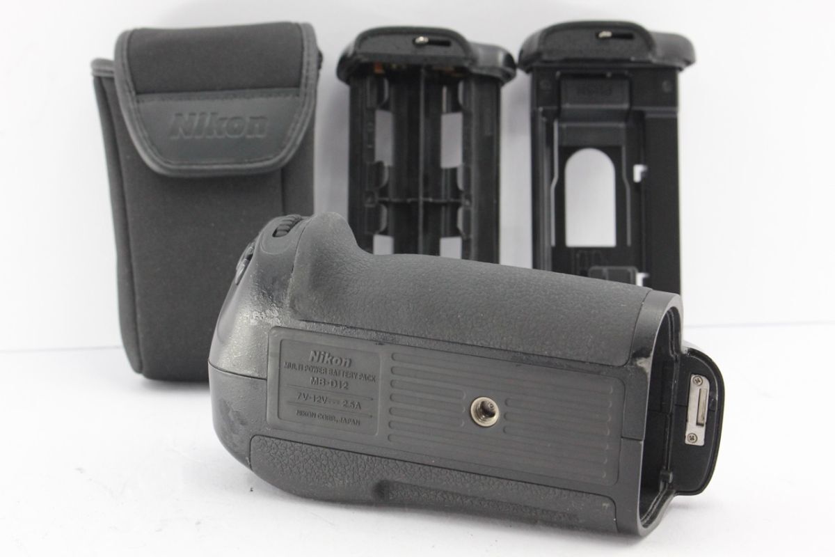 ★特上品★ニコン NIKON マルチパワー バッテリーパック MB-D12 《ケース 付き》 #A5804拍卖