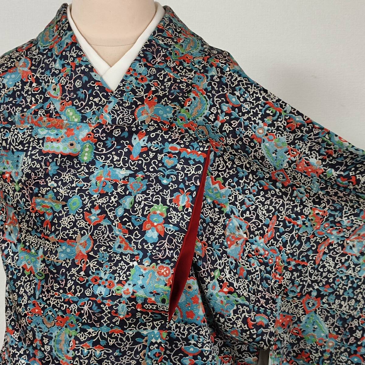 即決■着物の越田■裄65身丈155 正絹 小紋 袷 更紗柄 カジュアル着物■め02E04拍卖