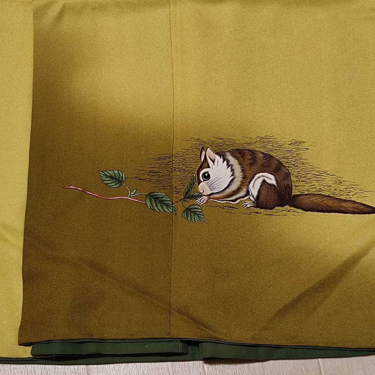 即決■着物の越田■裄63.5身丈156.5 正絹 色留袖 袷 一つ紋 リス りす 動物柄 個性的 吾◇め03E04拍卖