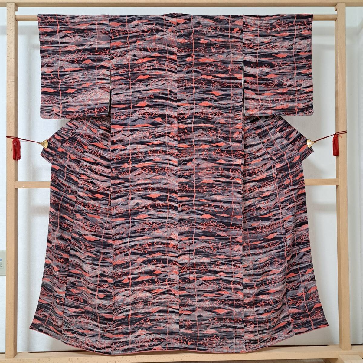 即決■着物の越田■裄63身丈151 正絹 アンティーク着物 カジュアル リメイクにも■め22R08拍卖