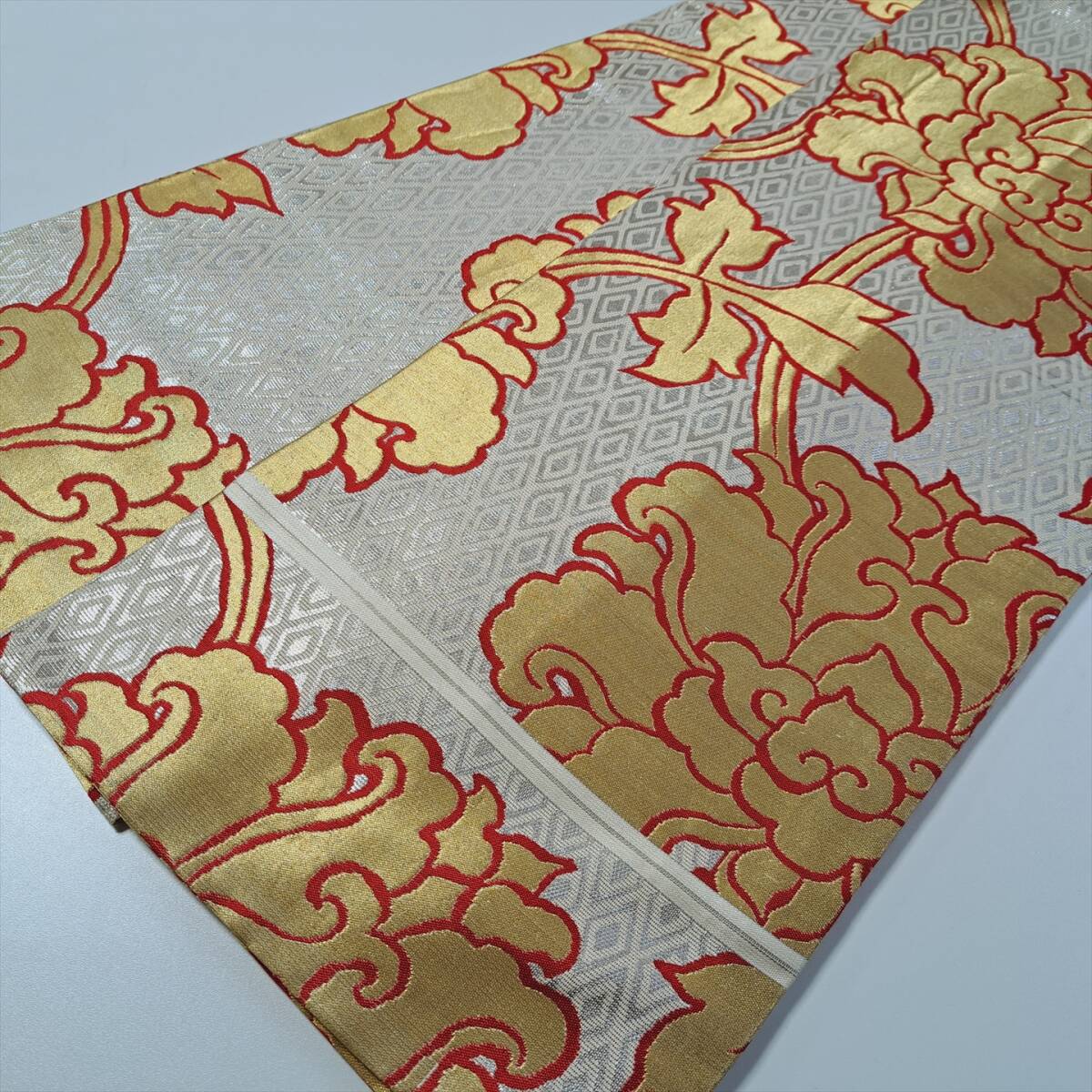■着物の越田■幅30 長さ419.5 正絹 アンティーク 丸帯 両面全通 シルバー ゴールド 大輪の花 華やか ■め20J07拍卖