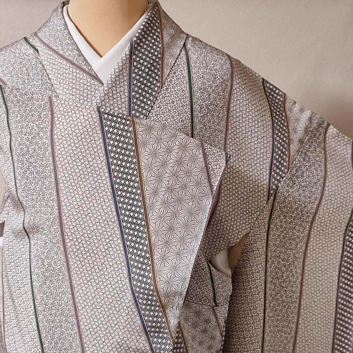 即決■着物の越田■裄67.5身丈164 正絹 小紋 袷 江戸小紋 寄せ柄 しつけ糸付き■め23E11拍卖