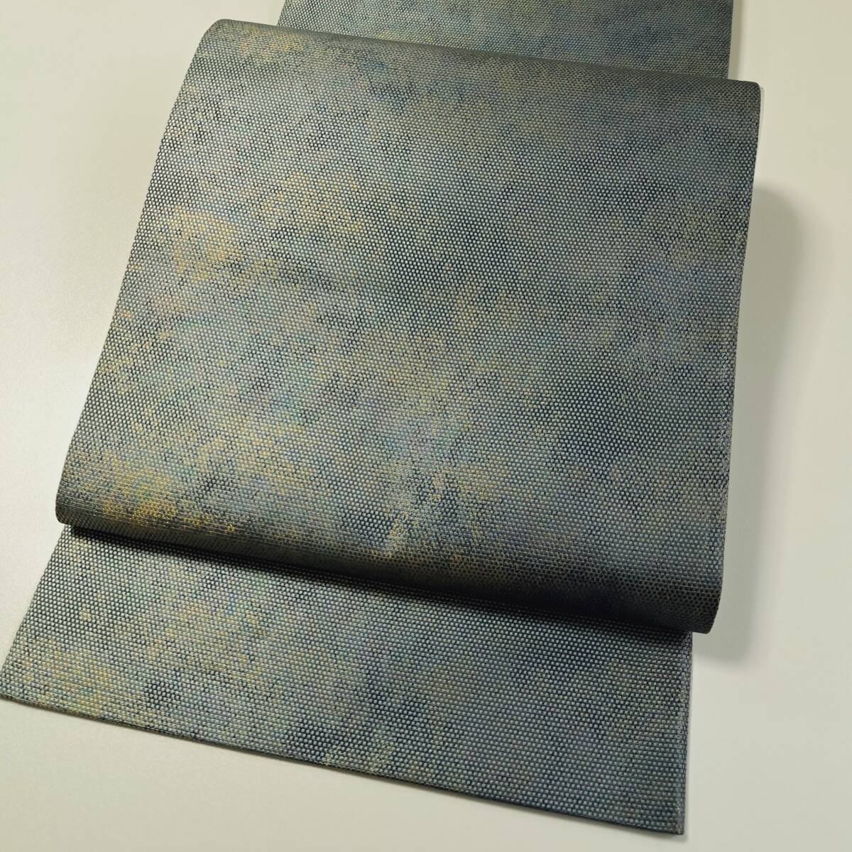 即決■着物の越田■幅31 長さ443 草木染め 瑠璃箔 上品 オシャレ シンプル 抽象柄 D◇め25J05拍卖