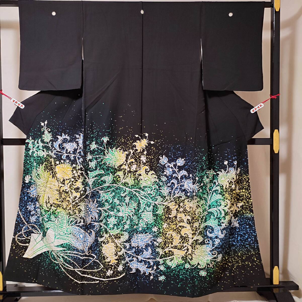 即決■着物の越田■裄64身丈155.5 正絹 黒留袖 袷 五つ紋 金駒刺繍 作家物 共八掛 衣装 コスプレ リメイク等にオススメ■め28E12拍卖