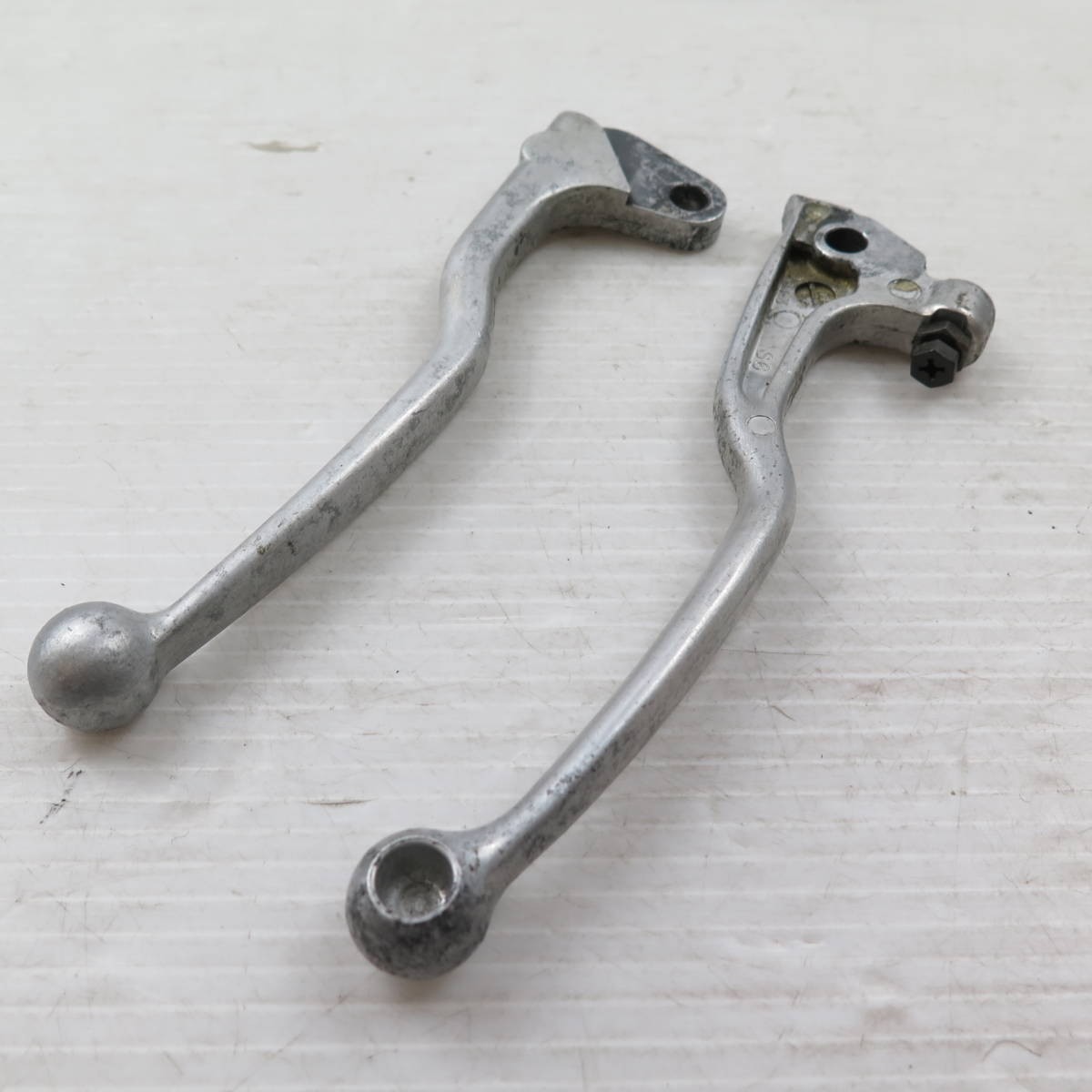 ◆◆ヤマハ TT250R 4GY レバー 左右セット ブレーキ シフト 2022.05.25.52拍卖