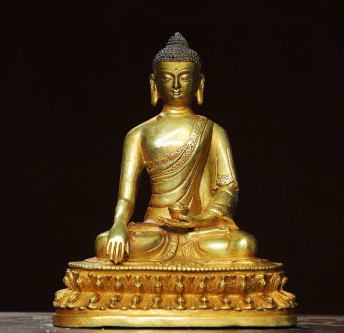 旧家蔵出 如来仏像 純銅製時代物 アンティーク  仏教美術 置物骨董 唐物 仏像 東洋美術拍卖