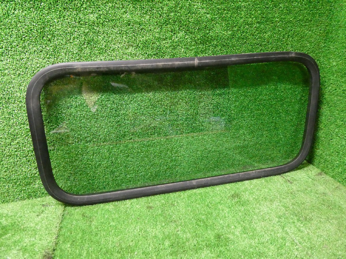 【A68636】 ◇アトラス AKR85AD リアガラス拍卖