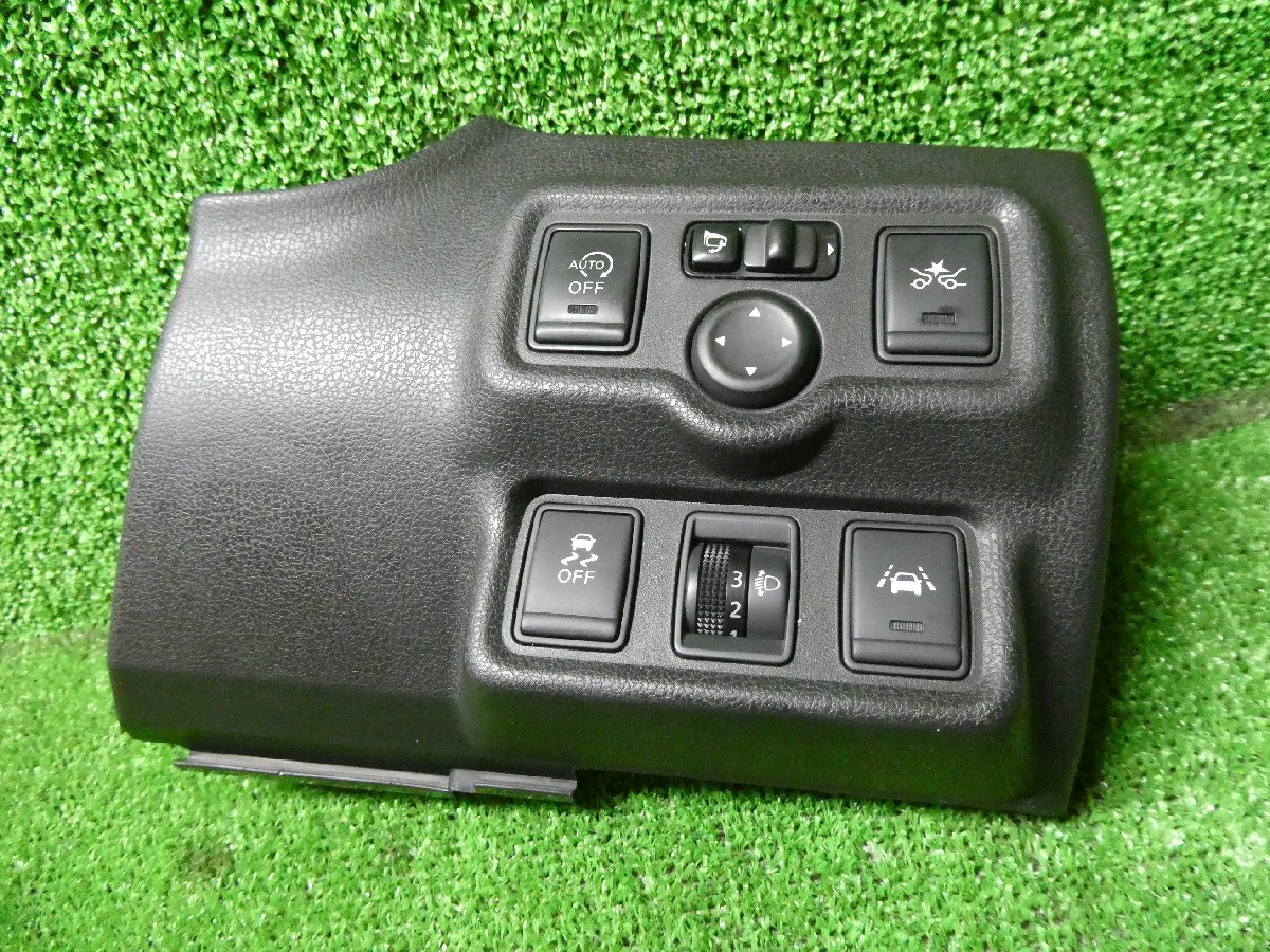 【A68666】 ◇ノート E12 ドアミラースイッチ スイッチパネル拍卖