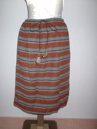 K① 即買☆茶系ボーダーふんわり暖かスカートウエスト紐羽根付き素敵M~Lくらい ウエスト60~68cm程度拍卖
