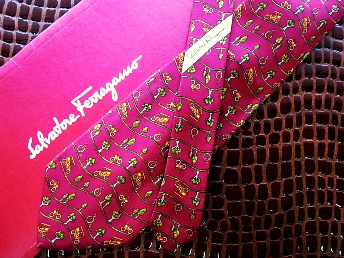 E114R●在庫処分SALE●フェラガモ【バイク・車・自動車クラシックカー】のネクタイ拍卖