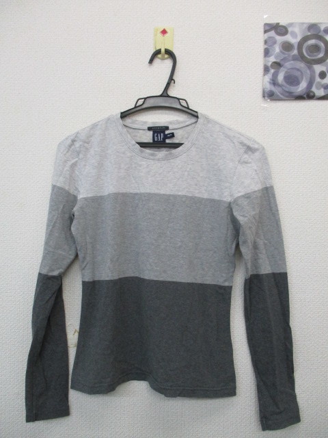 ★GAP 長袖 Tシャツ ストレッチ素材 丸首 グレー3色グラデーション (XS)拍卖