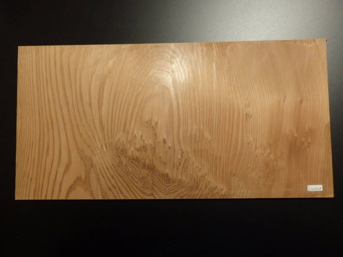 b0102618 杉●端材●約45.5cm×21.8cm×7mm☆無垢板1枚板 木材 板 DIY 板材 天板 棚板 テーブル 看板 花台など種類豊富!拍卖