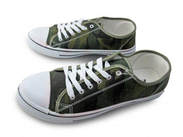 1円~2326-176新品AAAローカット/レースアップスニーカー24㌢迷彩柄♂拍卖