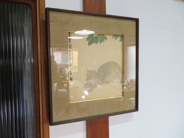 【詳細不明】 農家石蔵から出て来た 古い猫の絵 額のサイズ 横38.0×縦41.2×厚み2.5cm 検索用⇒ 日本画/絵画/アンティーク/ネコ/A1018拍卖