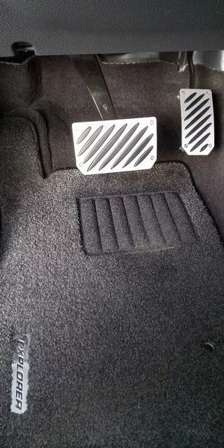 フォード エクスプローラー 取り付け例あり 純正風ハイセンスアルミペダルAT用拍卖