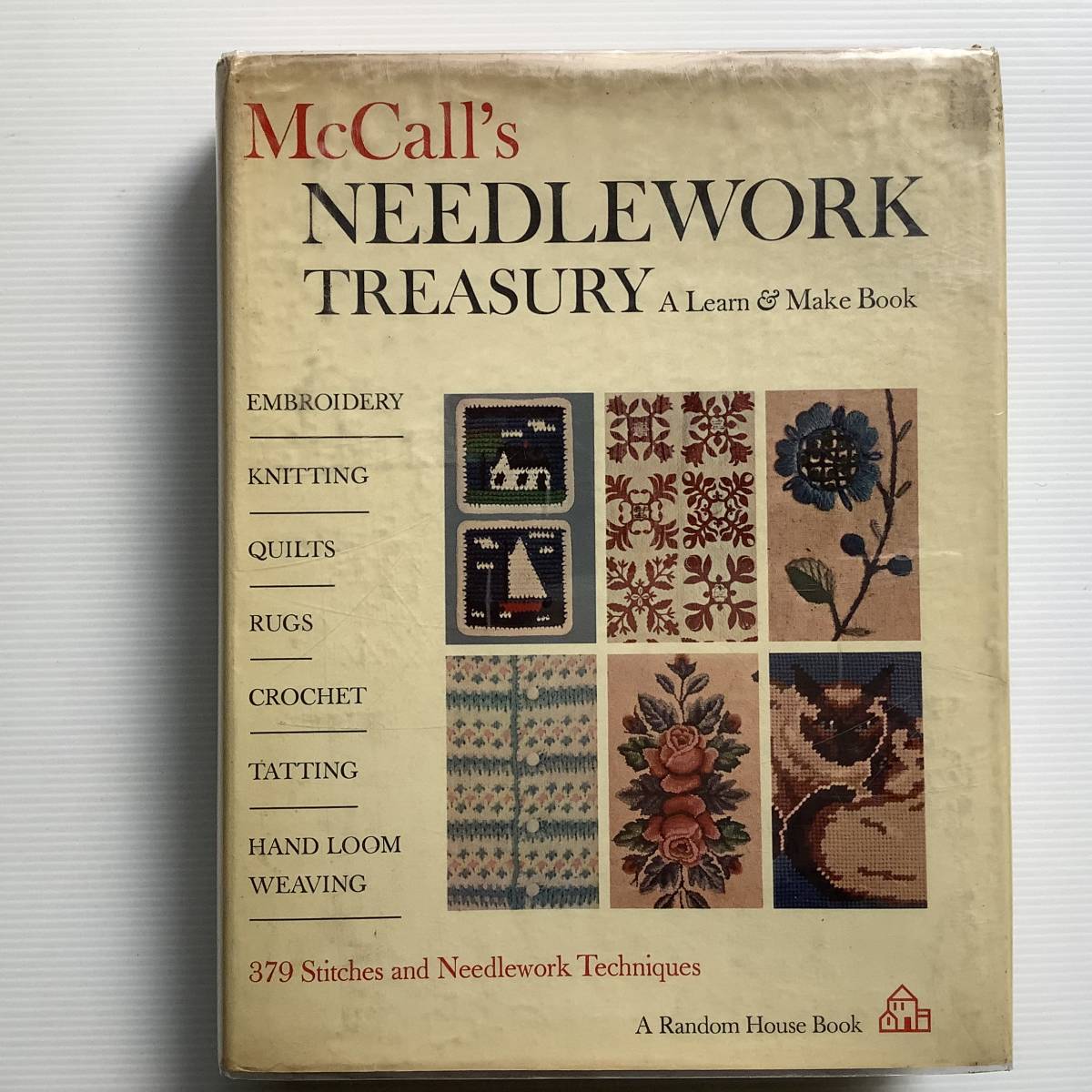 手芸百科 ■ARTBOOK_OUTLET■ 66-009 ★推奨 McCalls NEEDLEWORK TREASURY 379のステッチとニードルワークテクニック 刺繍 織り 編む ラグ拍卖