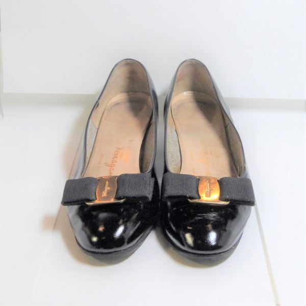 Ferragamo(フェラガモ) ヴァラ レディス靴 SIZE:5 イタリア製 810149BL149-O324拍卖