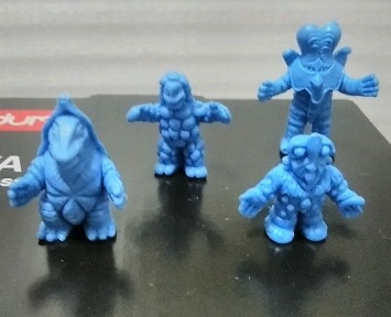 ♪♪怪獣消しゴム 帰ってきたウルトラマン 怪獣 硬質塩ビ レアカラー ポピー♪♪拍卖