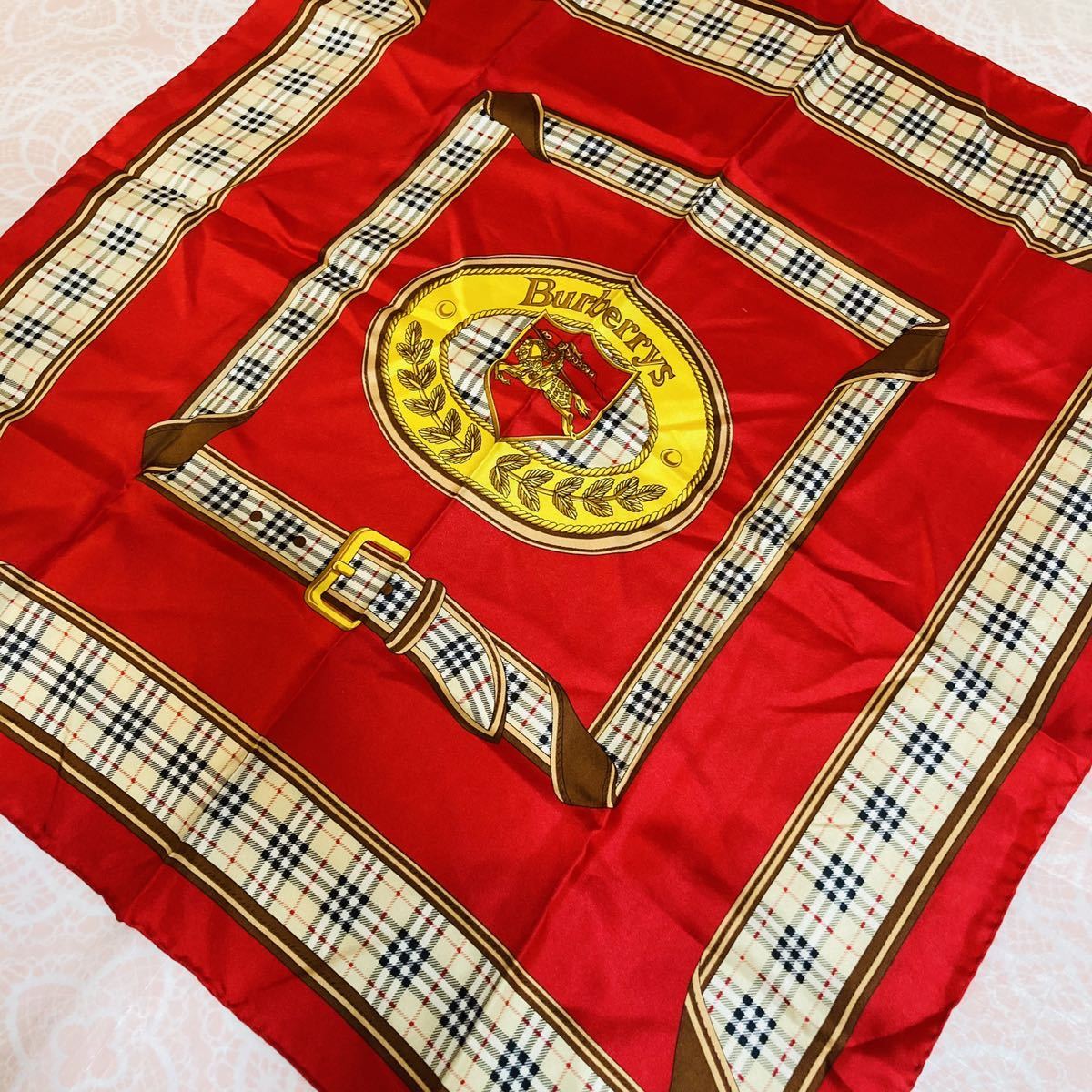 【シルク100%】新品/BURBERRY/正規品/未使用/即決/匿名発送/バーバリー/スカーフ/ノバチェック/レア/赤/ホースマーク/シルクスカーフ拍卖