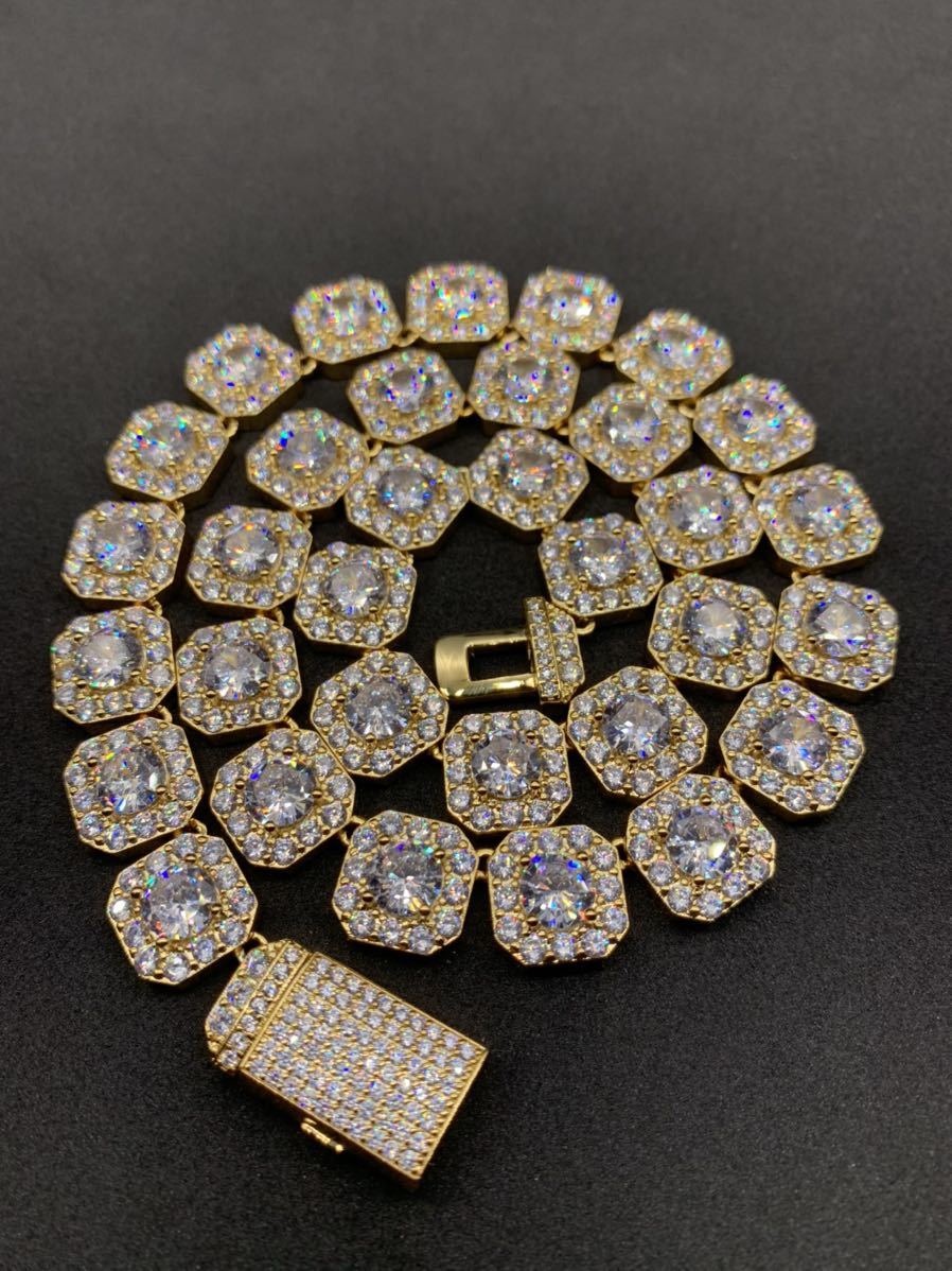 正方形幅広13㎜デザイン ジルコニア ダイヤ ブリンブリン ネックレス ゴールド拍卖