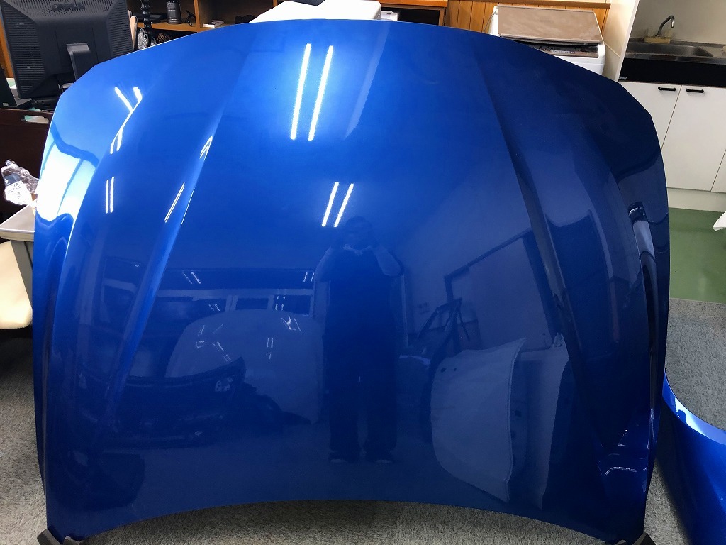 BMW3ツーリング 320d ボンネット ブルー系 9174633 H0091 拍卖