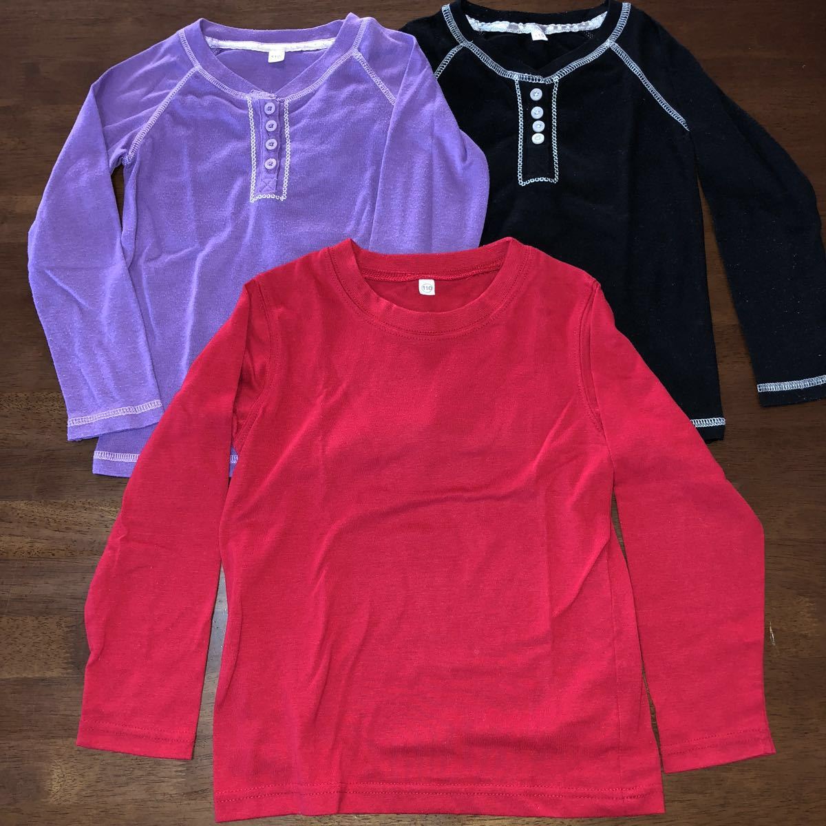 カラーロンT 長袖Tシャツ 重ね着にも 紫 黒 赤 110㎝ 中古 3枚セット拍卖