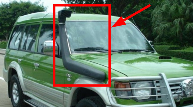 C305 エアインテークシュノーケルパイプ 吸気塔 三菱パジェロ V31/V32/V43拍卖