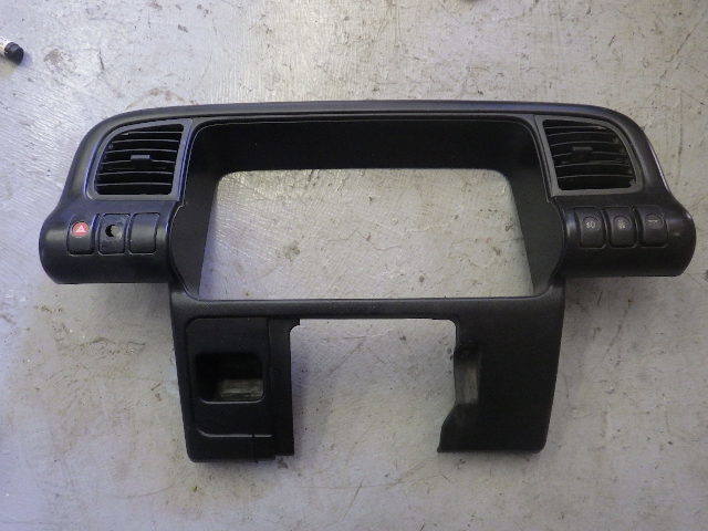 r2108-23-140-3 ★ いすゞ エルフ メーターパネル KK-NHR69EA拍卖