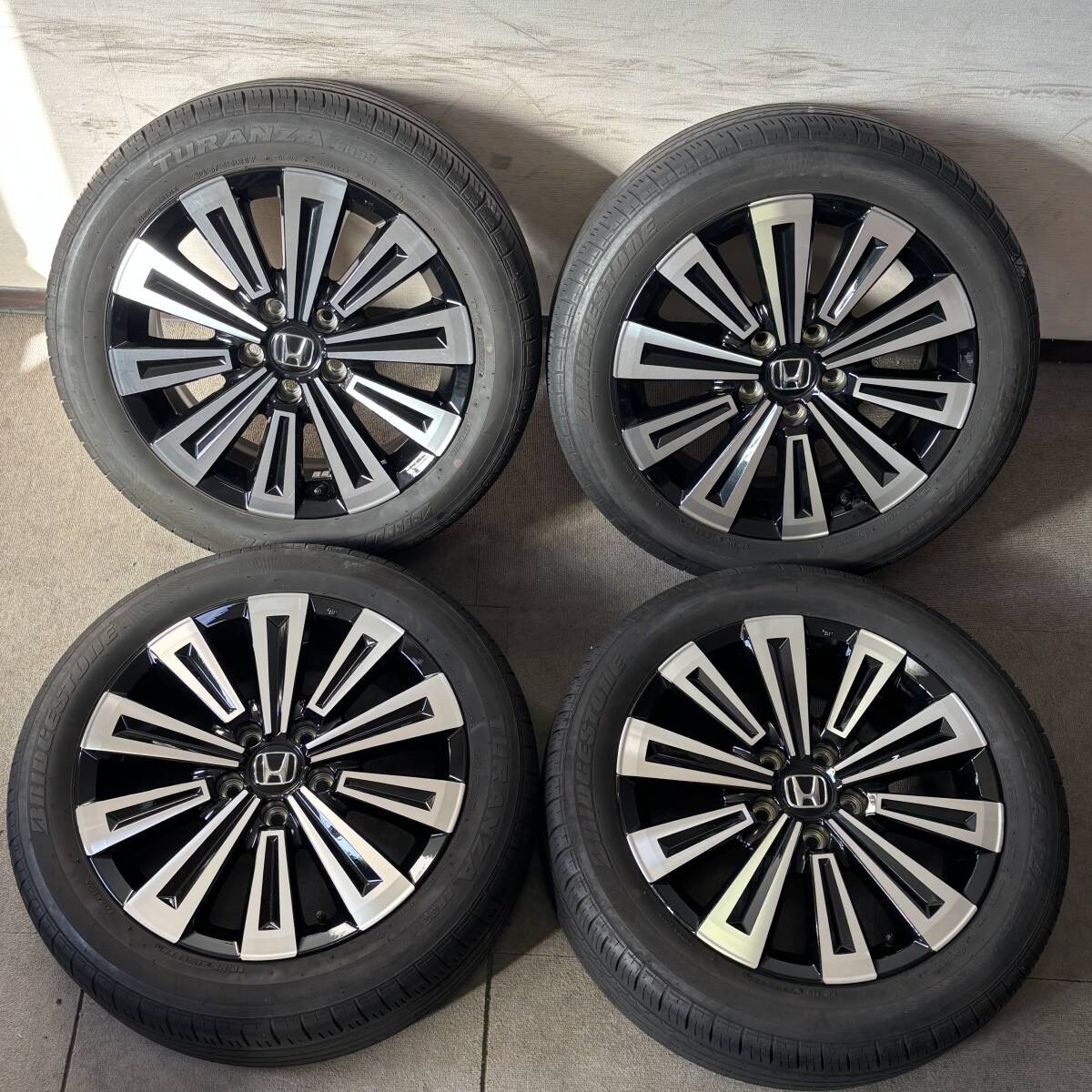 【美品・バリ溝】ステップワゴン スパーダ プレミアムライン 純正 アルミ ホイール 17インチ 6.5J +45 ブリヂストン トランザ 4本セット拍卖