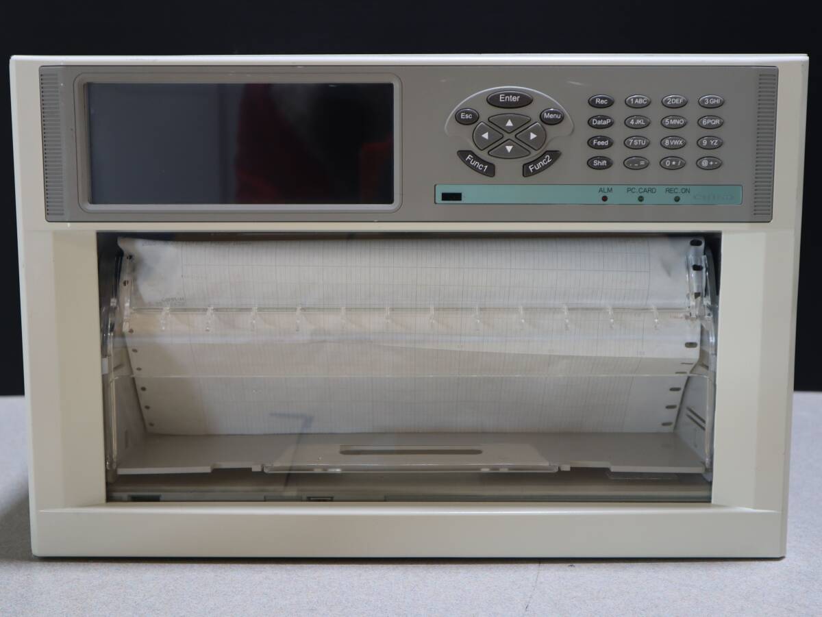 D1547 P CHINO チノー LE5330-1NN ハイブリッドレコーダー 記録計 データロガー 中古品 本体のみ拍卖