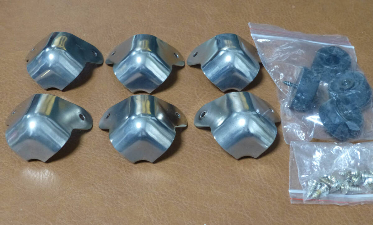 ♪♪Fenderアンプコーナーガード ツバ付(インシュレーター付)♪♪拍卖