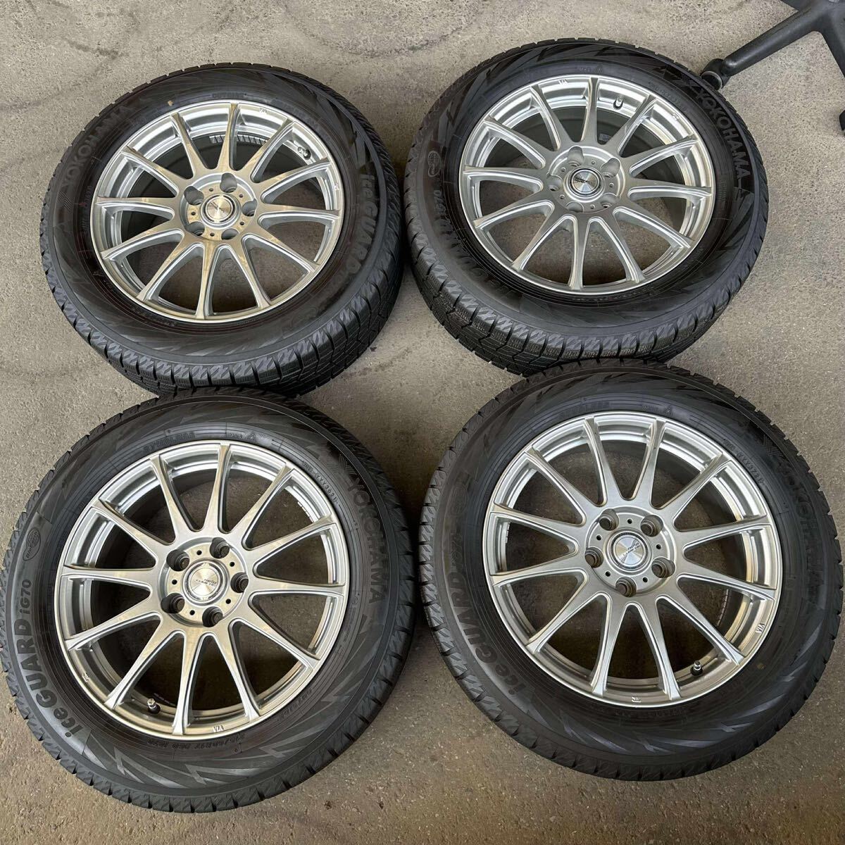 【6934 】バランスを調整済み 215/60R17 4本セット冬タイヤ ヨコハマ アイスガード IG79[2021年】ホイール 17x7J PCD114.3 ハブ60mm 穴5拍卖