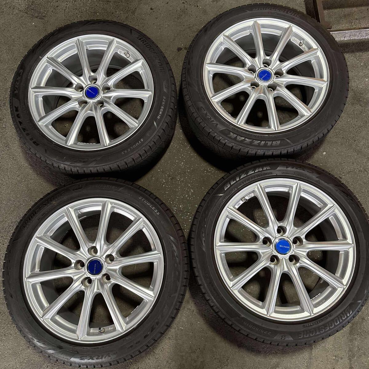 【6970 】バランスを調整済み 225/50R18 4本セット冬タイヤ ブリヂストンブリザックVRX3【2022年】ホイール 18X8J PCD114.3 ハブ60mm 穴5拍卖