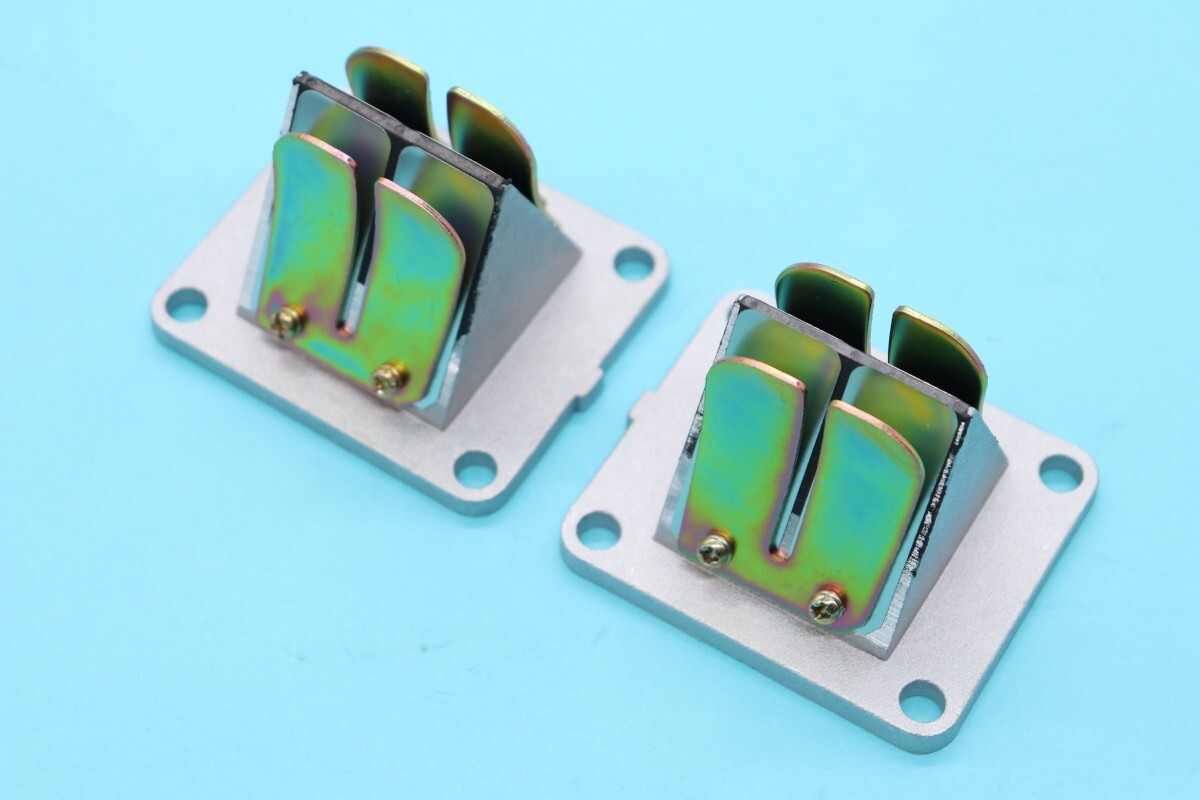 即納30日保証RV1送料無料新品リプロ1台分 2個 RZ250 RZ350 RZ250R リードバルブ ASSY 4L0-13610-01 管理nskm拍卖