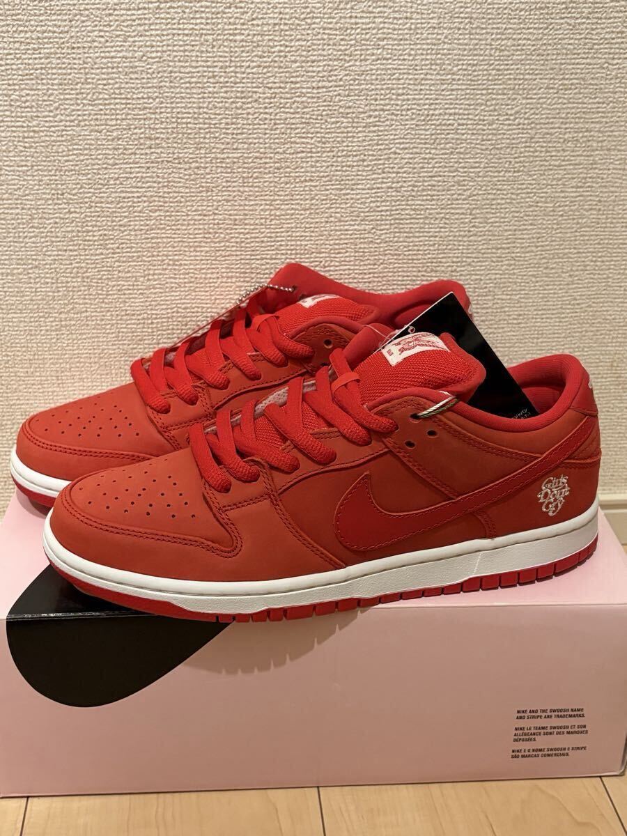 Girls Don't Cry × Nike SB Dunk Low Pro QS Red / VERDY拍卖