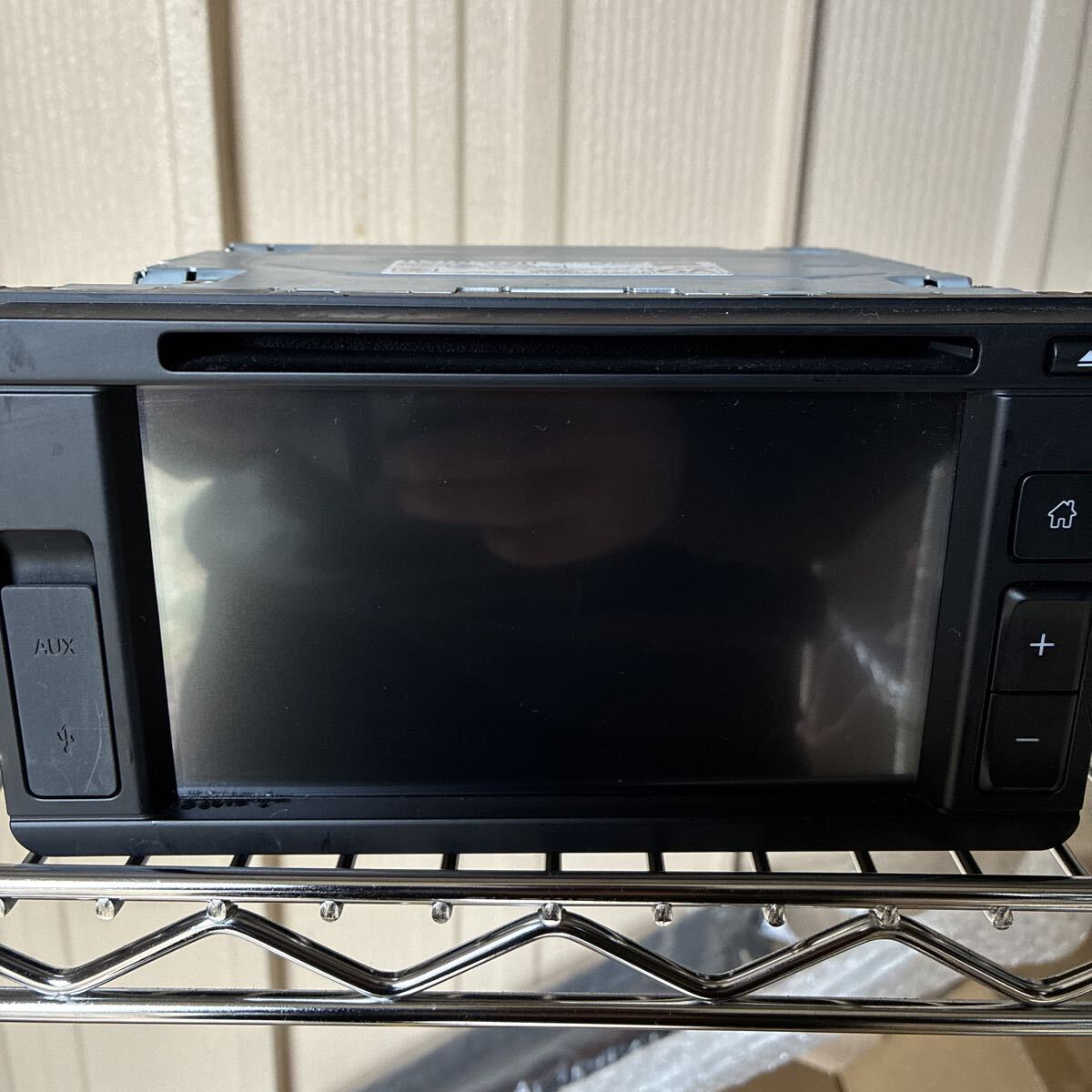 ダイハツ純正 ディスプレイオーディオ 86180-B2860 PVW-8398ZY AUX USB ジャンク拍卖