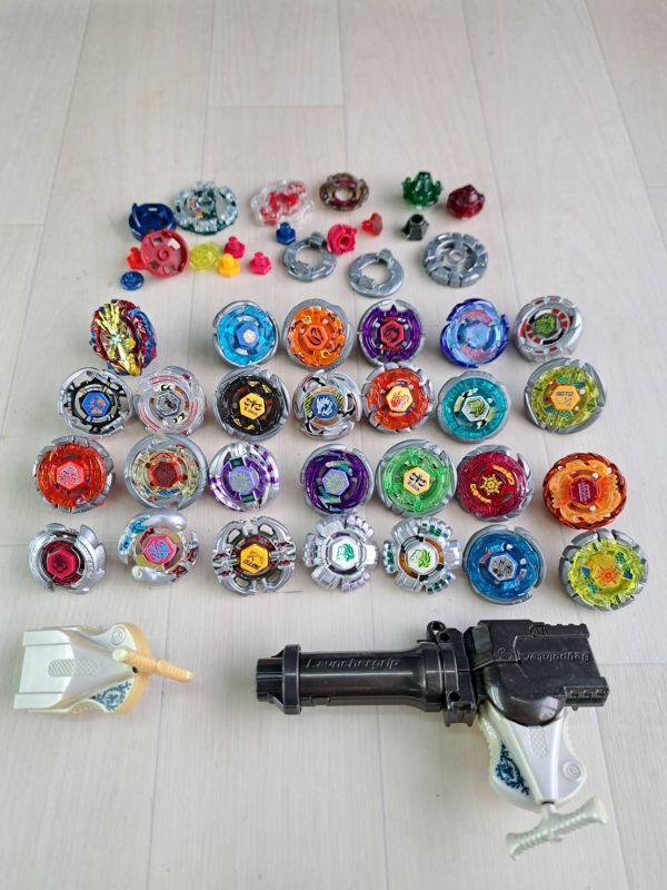 べイブレードバースト まとめ パーツ ベイブレード BEYBLADE レイヤー ディスク バースト 爆転シュートベイブレード拍卖