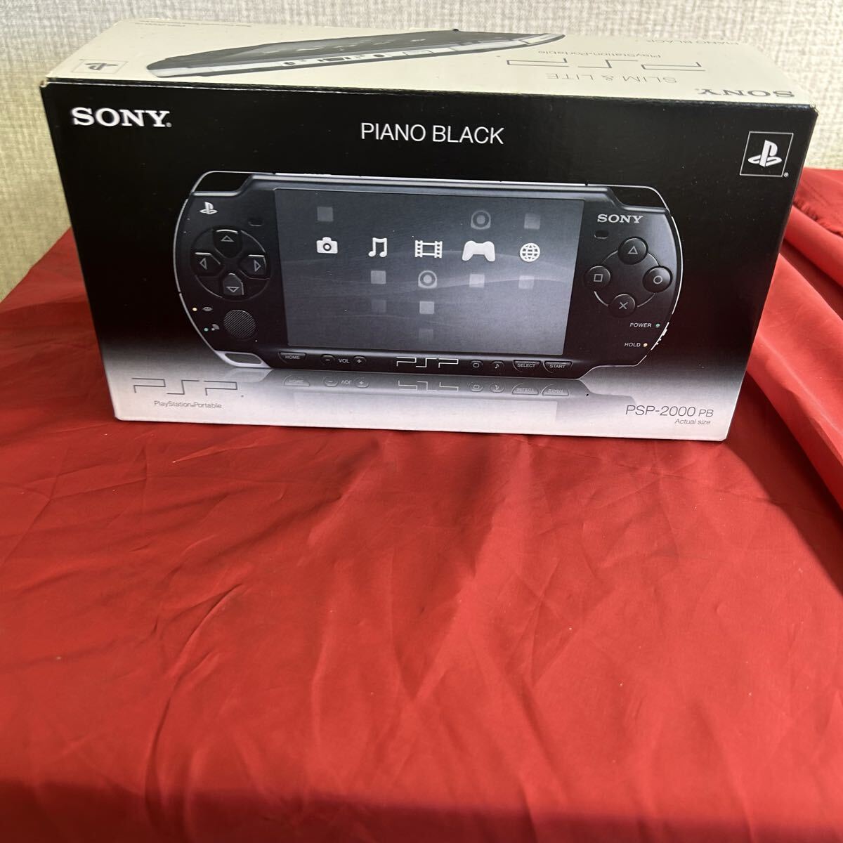 PSポータブル PSP2000 ピアノブラック ★PSP★ とーわや 111711拍卖