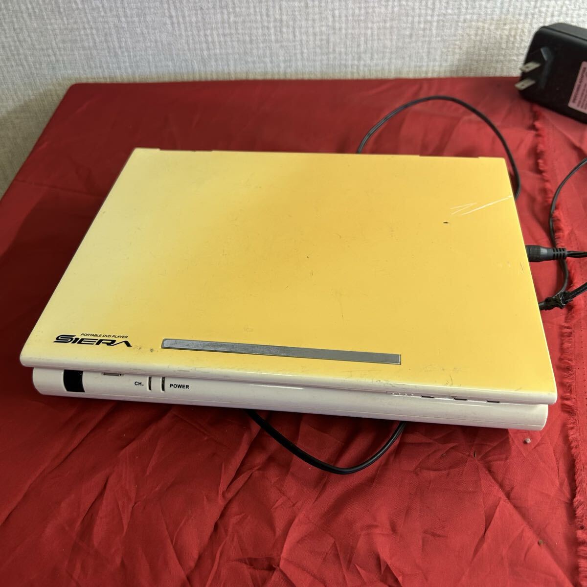 ポータブルDVDプレイヤー 7インチ SIERA PDVD-826 とーわや 111910拍卖