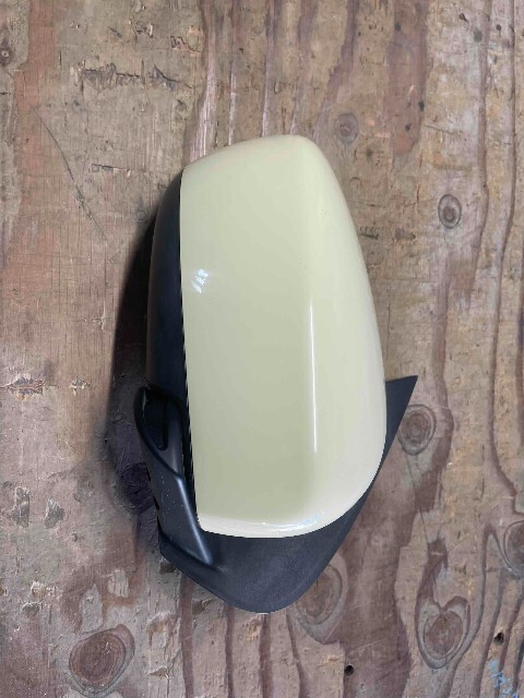 スズキ アルト 右 ドアミラー HA36S ZVG (BL12964)拍卖