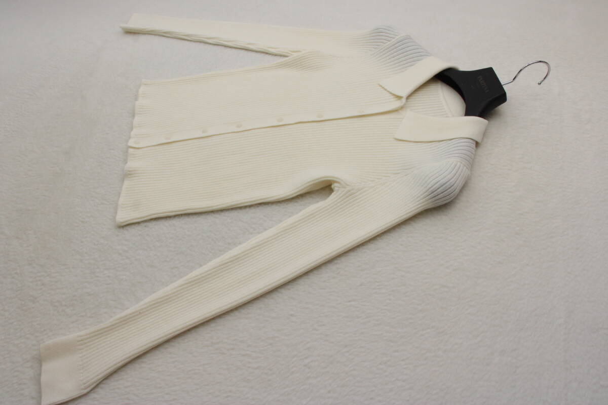 5550 新品 衿付き前ボタンリブニットプルオーバー拍卖